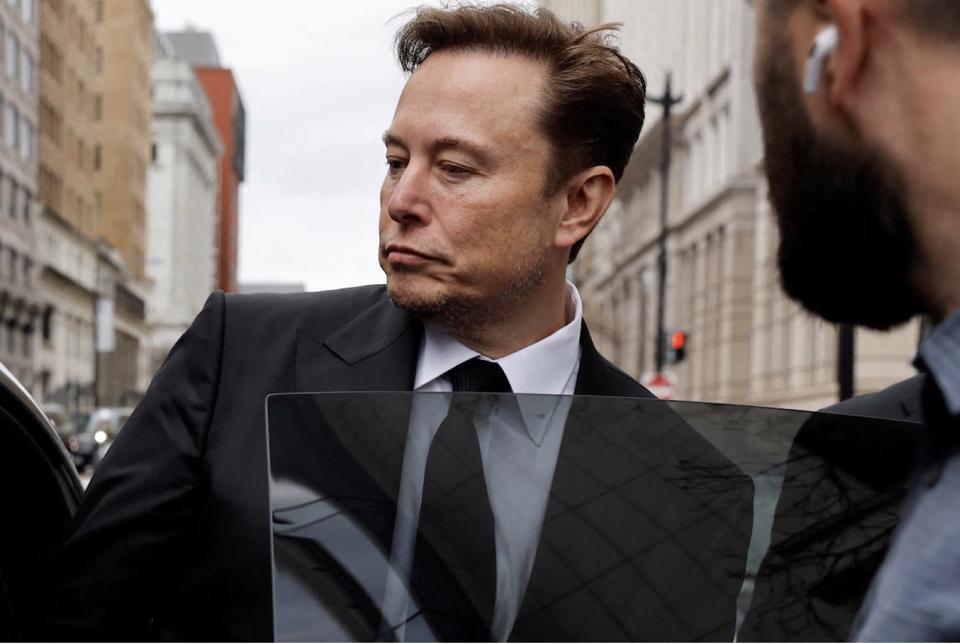 Elon Musk hiện đang l&agrave; CEO của 6 c&ocirc;ng ty lớn nhỏ. Ảnh: Reuters
